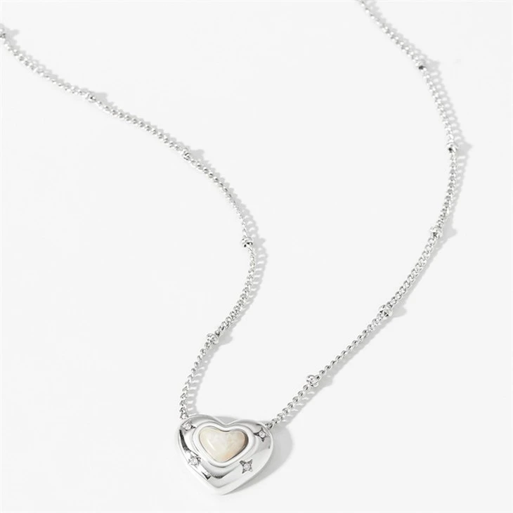 Vintage Heart Pendant Necklaces high quality